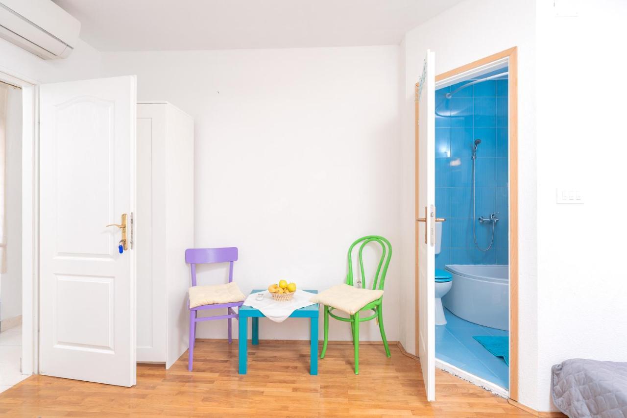 Harbourside Guesthouse Mandina - Zf Hvar ฮวาร์ ภายนอก รูปภาพ