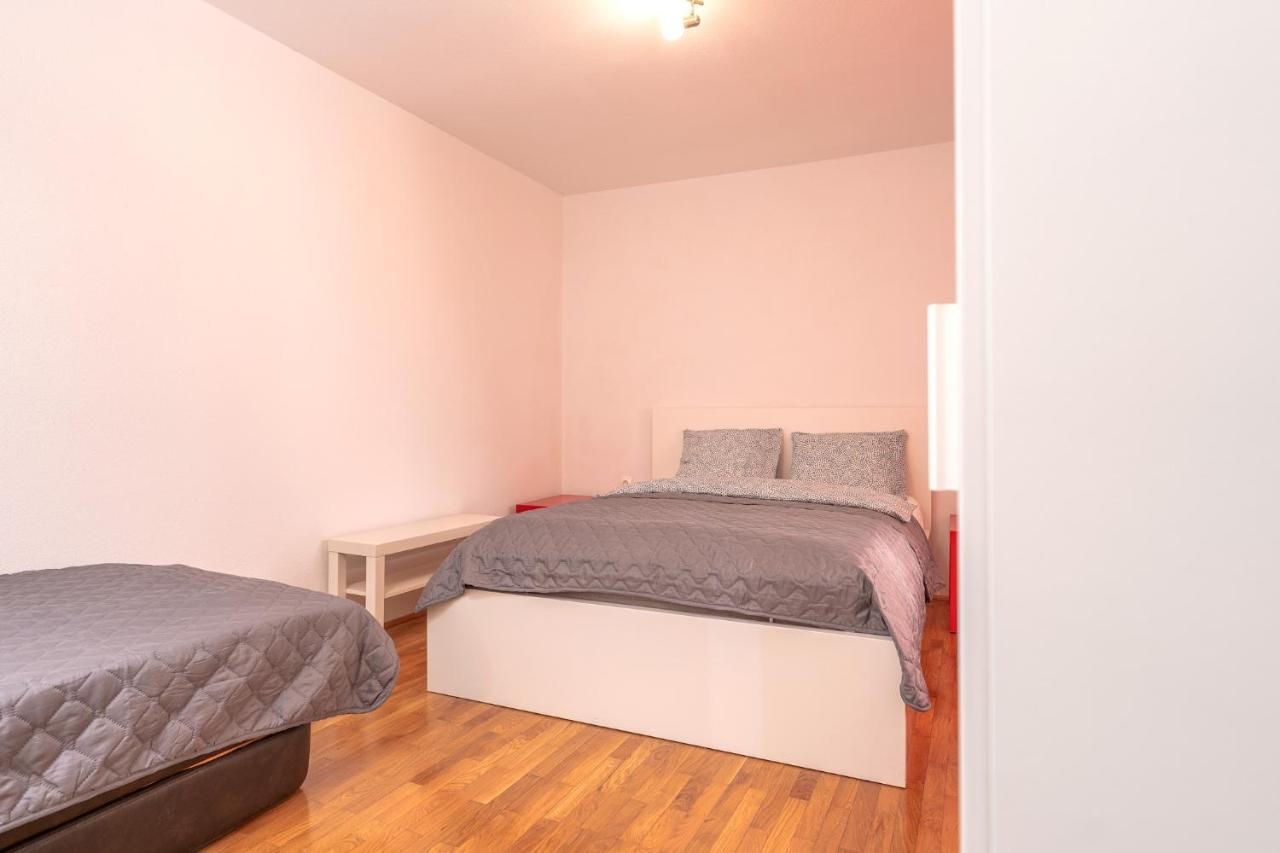 Harbourside Guesthouse Mandina - Zf Hvar ฮวาร์ ภายนอก รูปภาพ