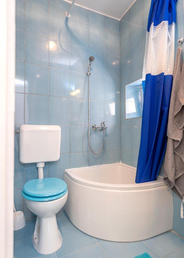 Harbourside Guesthouse Mandina - Zf Hvar ฮวาร์ ภายนอก รูปภาพ