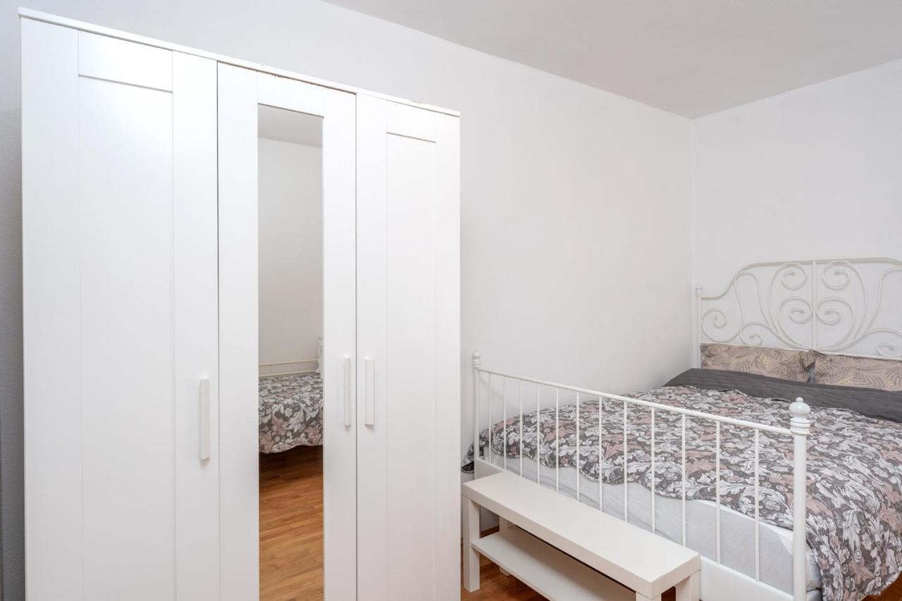 Harbourside Guesthouse Mandina - Zf Hvar ฮวาร์ ภายนอก รูปภาพ