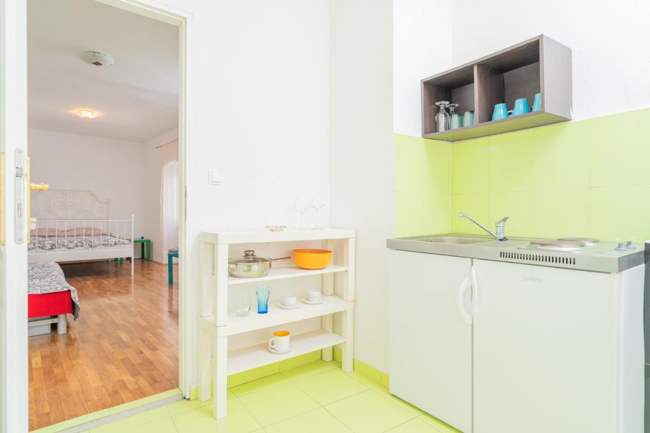 Harbourside Guesthouse Mandina - Zf Hvar ฮวาร์ ภายนอก รูปภาพ