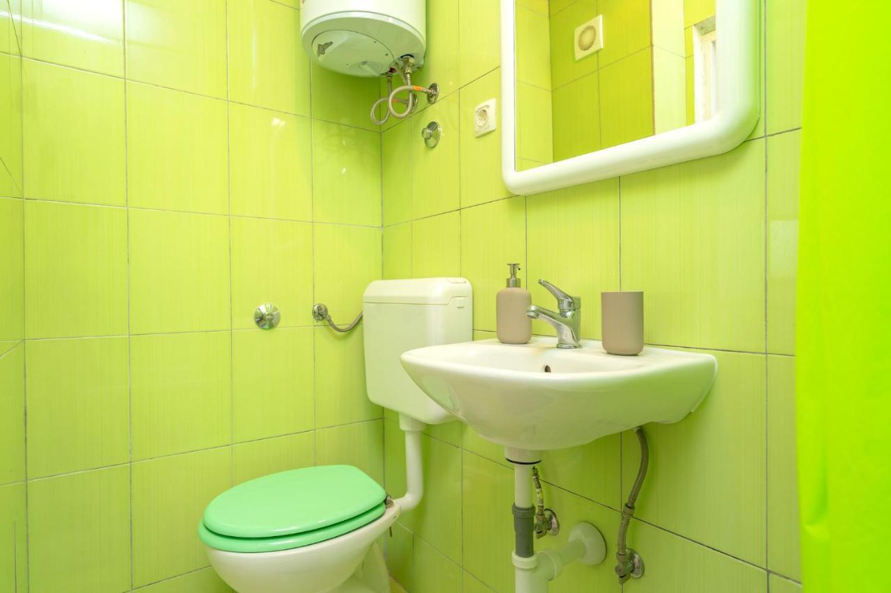 Harbourside Guesthouse Mandina - Zf Hvar ฮวาร์ ภายนอก รูปภาพ
