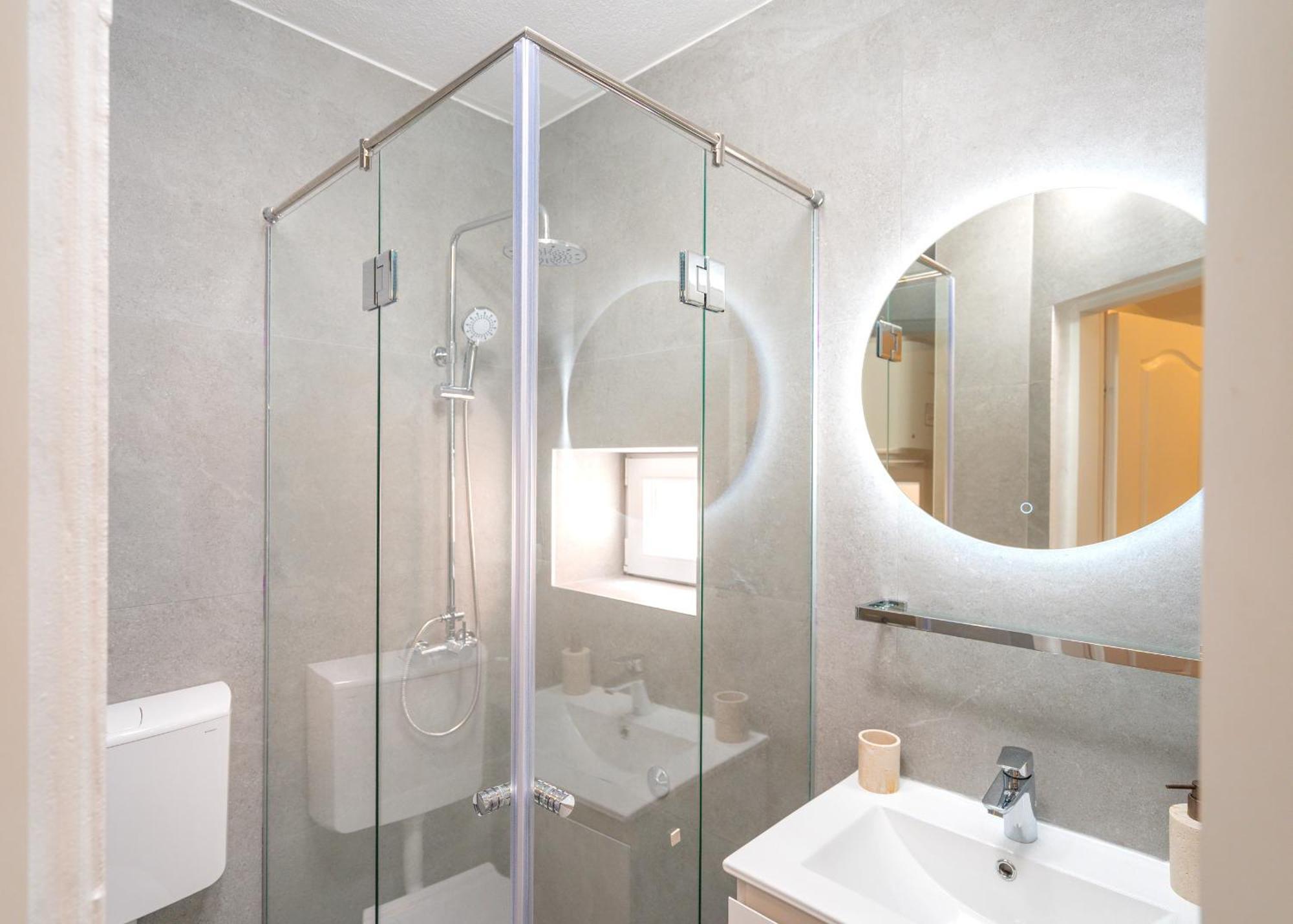 Harbourside Guesthouse Mandina - Zf Hvar ฮวาร์ ภายนอก รูปภาพ
